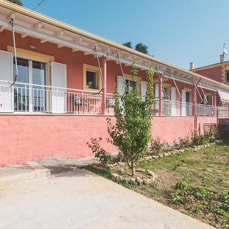Nadia'S Apartment Перама Екстер'єр фото